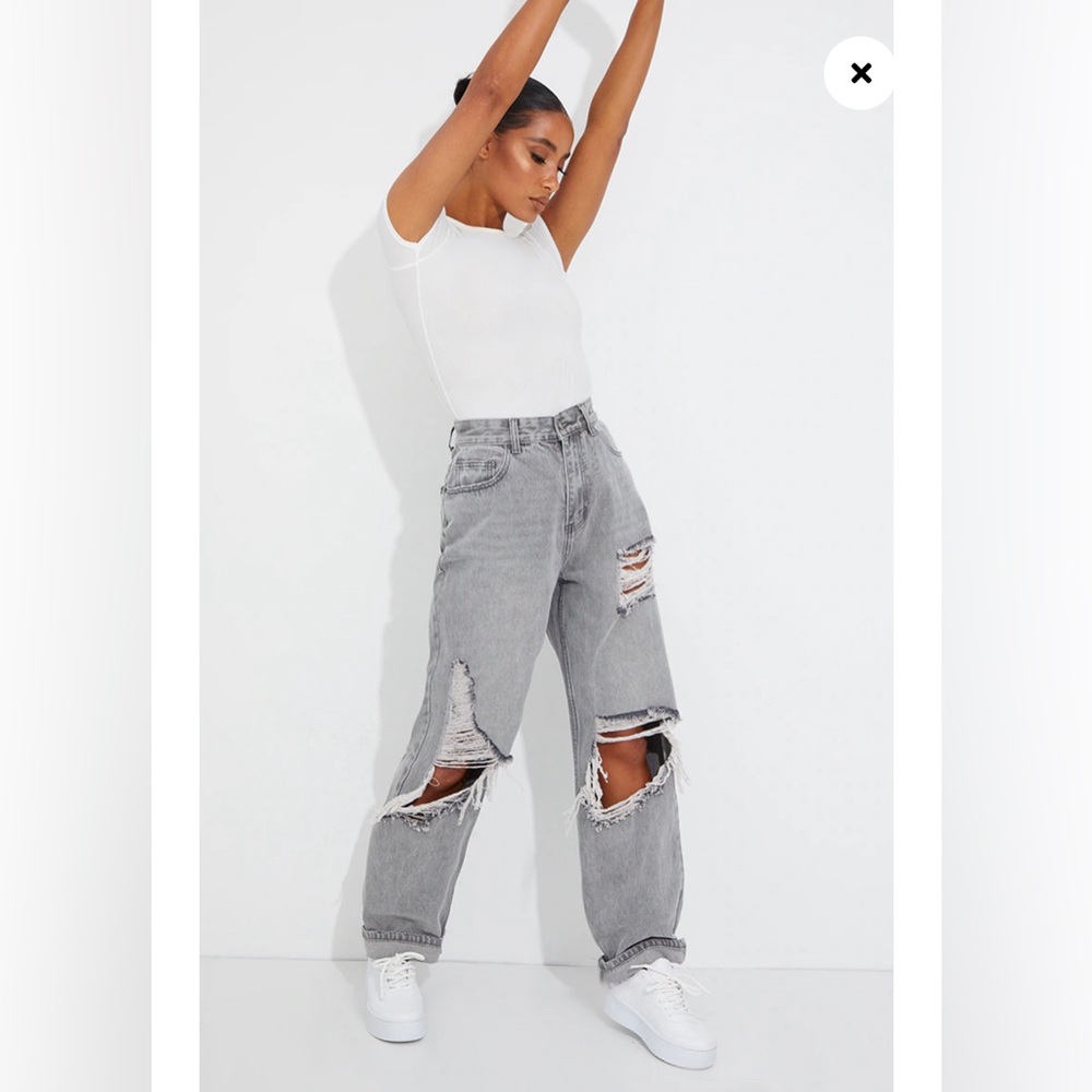 PRETTYLITTLETHING WASHED GREY BOYFRIEND JEANS - Size US 6